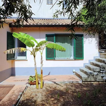 Casale Tocco شقة